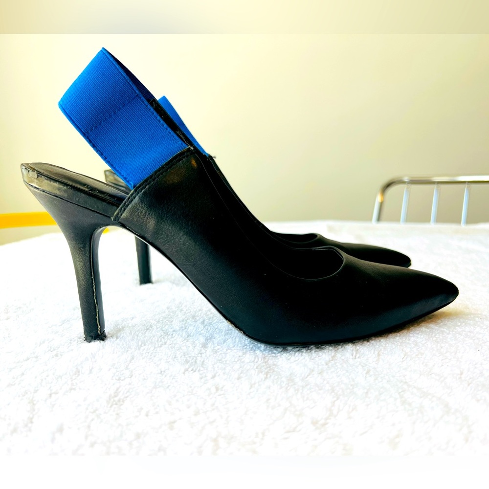 Women’s Slingback BCBG 1.25” Heels - Picture 3 of 7